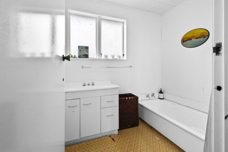 Photo of property in 473 Taipo Road, Rongotea, Palmerston North, 4476