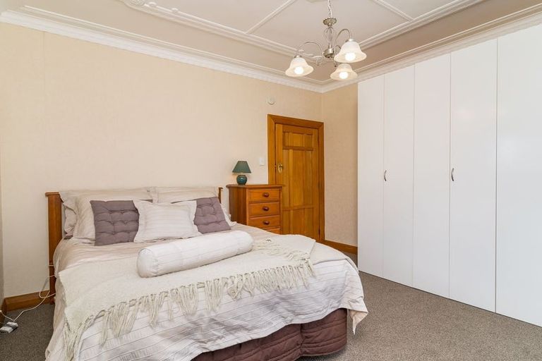 Photo of property in 5 East Avenue, Saint Kilda, Dunedin, 9012