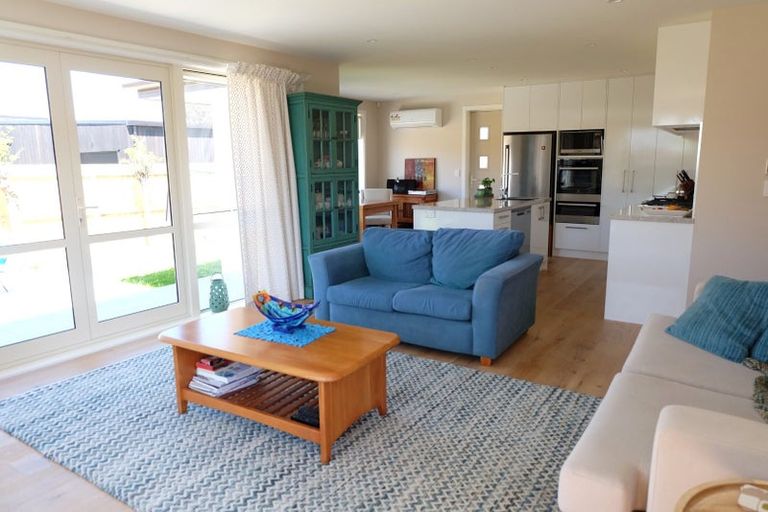 Photo of property in 2/107b Aorangi Road, Bryndwr, Christchurch, 8053