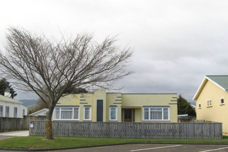 Photo of property in 146 Cambridge Street, Levin, 5510