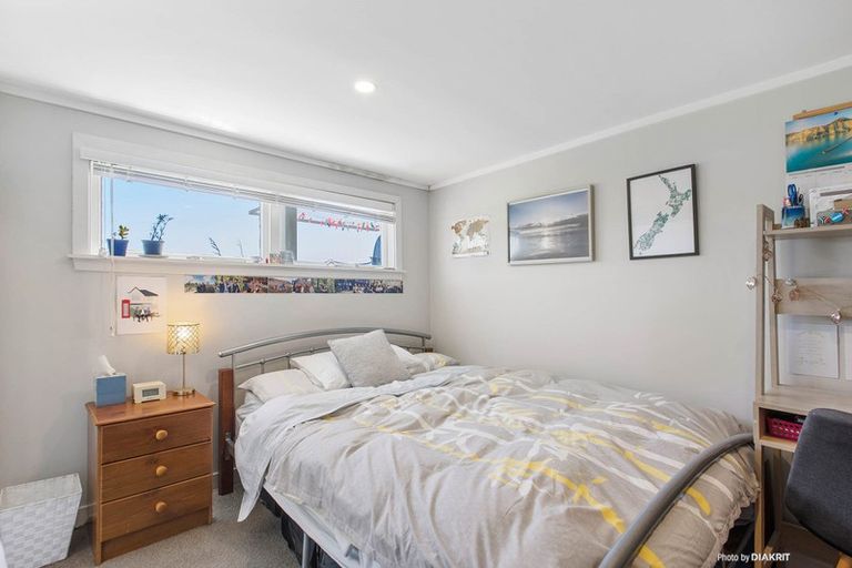Photo of property in 4 Shannon Street, Mount Victoria, Wellington, 6011