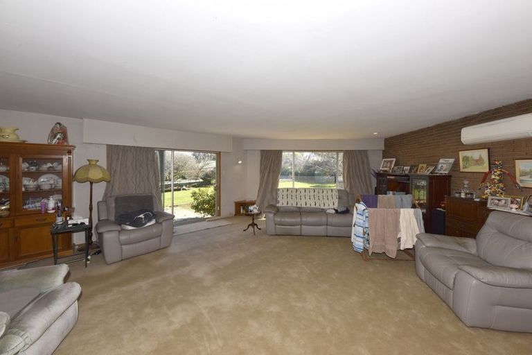 Photo of property in 6 Adrian Place, Shirley, Christchurch, 8061