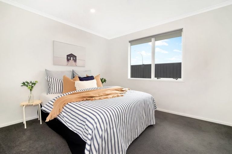 Photo of property in 16 Empire Crescent, Papamoa, 3118