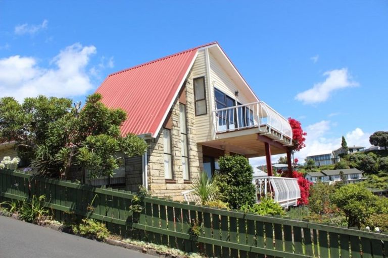 Photo of property in 10 Pine Grove, Tairua, 3508