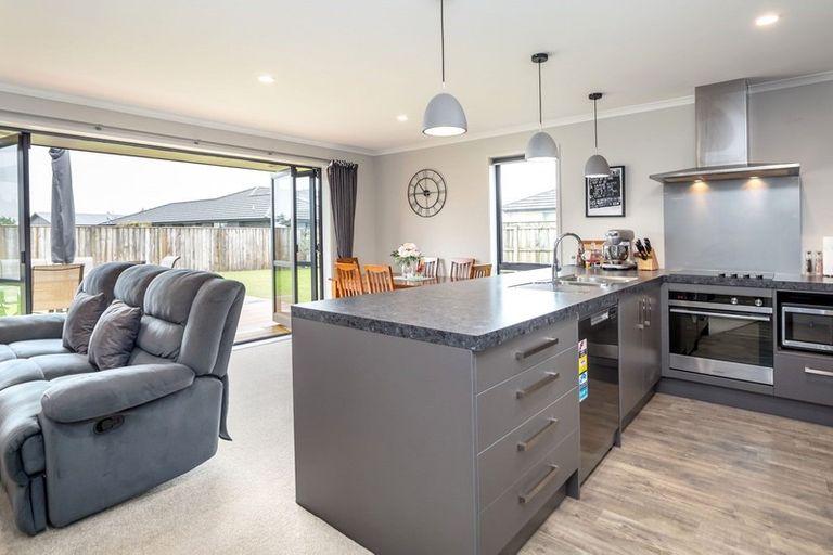 Photo of property in 13 Stoneleigh Drive, Solway, Masterton, 5810