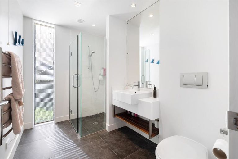 Photo of property in 3 Bridesdale Drive, Lake Hayes, Queenstown, 9304