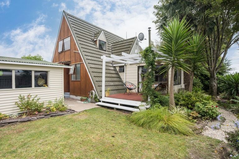 Photo of property in 62 Lord Rutherford Road North, Brightwater, 7022