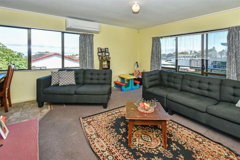 Photo of property in 1/45 Templeton Place, Clendon Park, Auckland, 2103
