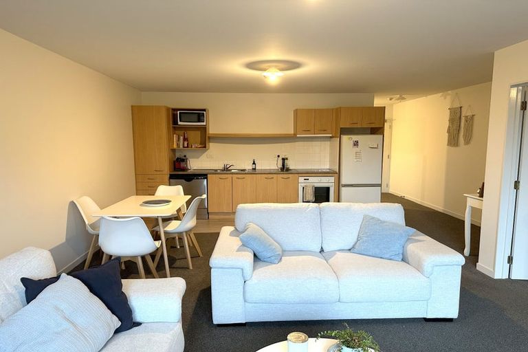 Photo of property in 9/241 Hinemoa Street, Birkenhead, Auckland, 0626