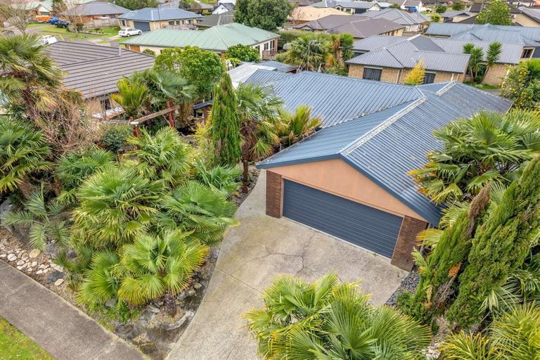 Photo of property in 2 Saxon Woods Drive, Rototuna North, Hamilton, 3210