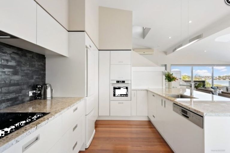 Photo of property in 2/16 Pine Ridge Terrace, Hauraki, Auckland, 0622