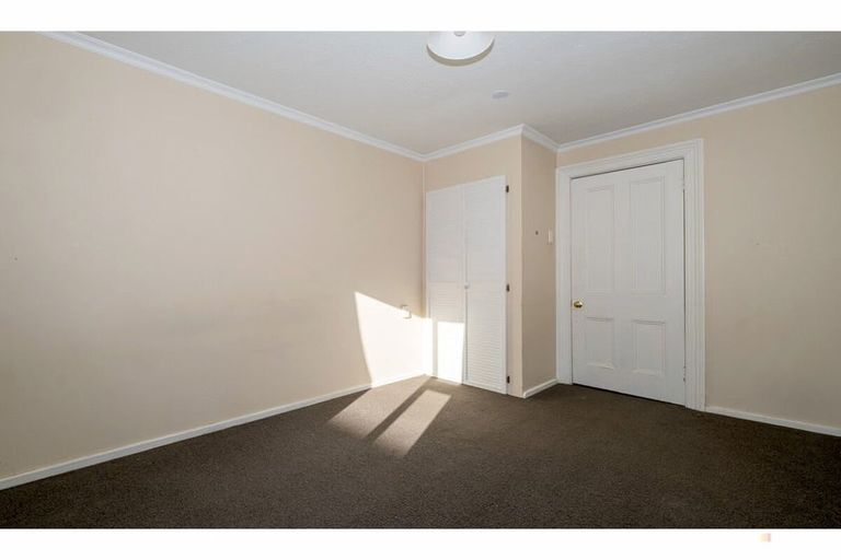 Photo of property in 1 Augustine Street, Waimate, 7924