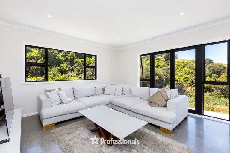 Photo of property in 9 Margaret Mahy Drive, Blue Mountains, Upper Hutt, 5371