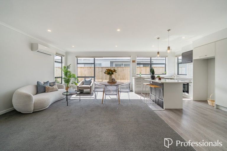 Photo of property in 6 Tarata Lane, Avalon, Lower Hutt, 5011