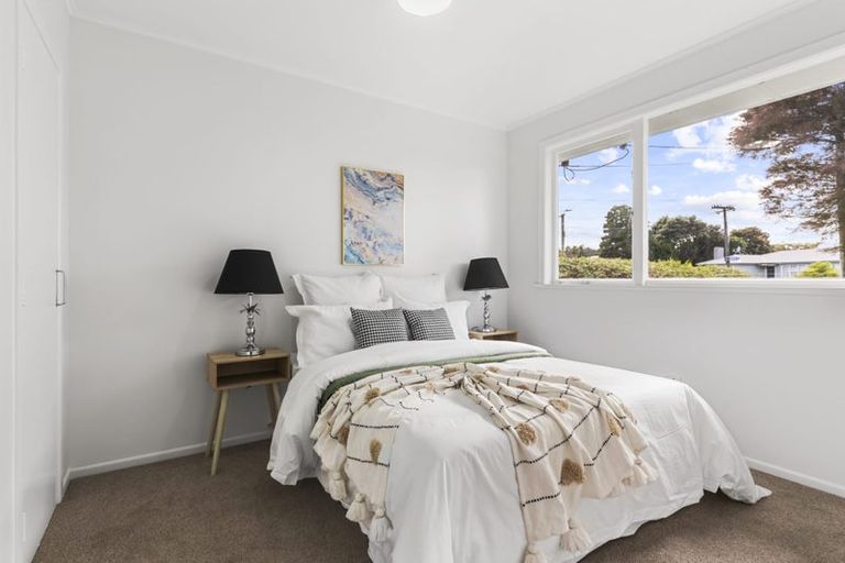 Photo of property in 11 Royal Arch Place, Rosehill, Papakura, 2113