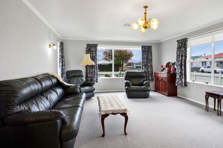 Photo of property in 11 Furlong Street, Hawera, 4610
