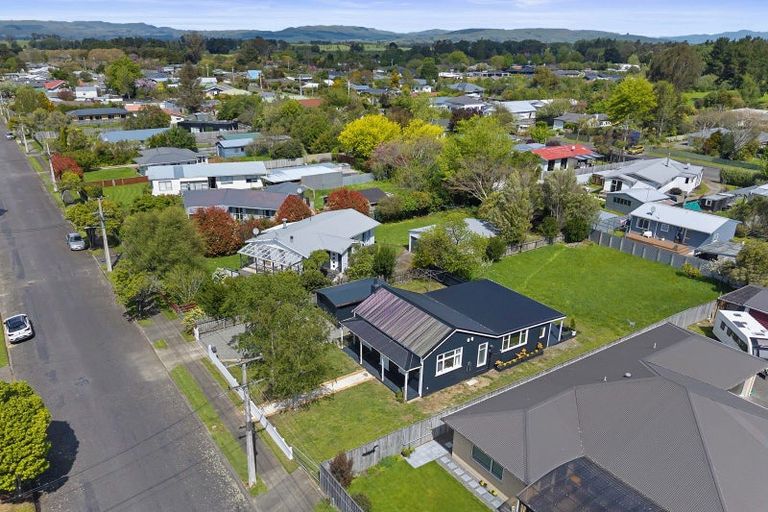 Photo of property in 35 Frederick Street, Carterton, 5713