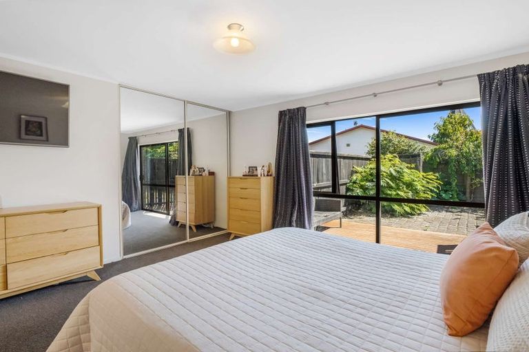 Photo of property in 9 Ludlow Place, Parklands, Christchurch, 8083