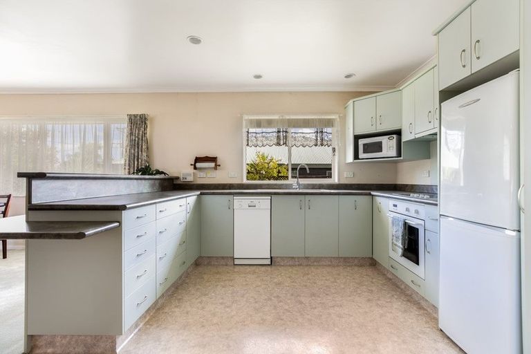 Photo of property in 98 Shakespeare Street, Leamington, Cambridge, 3432