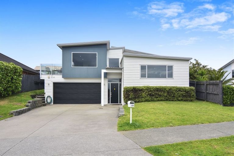 Photo of property in 105 Isabella Drive, Pukekohe, 2120