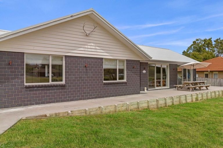 Photo of property in 6 Brian Curle Close, Huntly, 3700