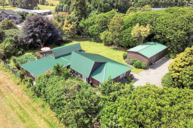 Photo of property in 38a Te Roto Road, Otaki, 5512