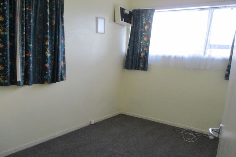 Photo of property in 81 Northland Road, Northland, Wellington, 6012