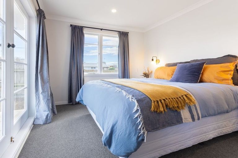 Photo of property in 42 Donovan Road, Paraparaumu Beach, Paraparaumu, 5032