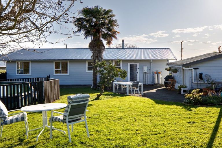 Photo of property in 25 Lyell Road, Outer Kaiti, Gisborne, 4010