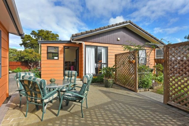 Photo of property in 36 Riverbank Street, Ebdentown, Upper Hutt, 5018