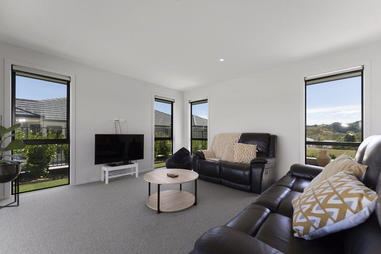 Photo of property in 16a Huntaway Close, Stoke, Nelson, 7011