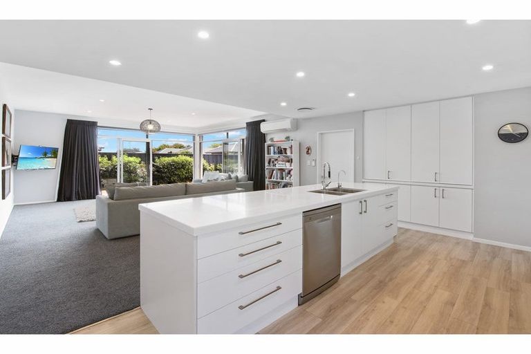 Photo of property in 23 Kawari Drive, Pegasus, 7612