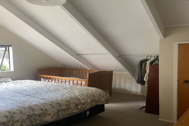 Photo of property in 2/128 Manuka Road, Bayview, Auckland, 0629