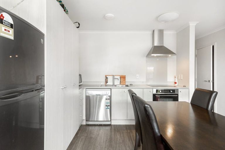 Photo of property in 53 Chiefs Court, Hamilton East, Hamilton, 3216