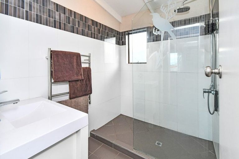 Photo of property in 6 Puriri Avenue, Kaiaua, Pokeno, 2473