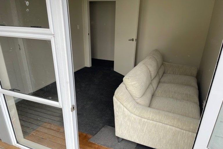 Photo of property in 42 Tiraumea Drive, Pakuranga, Auckland, 2010