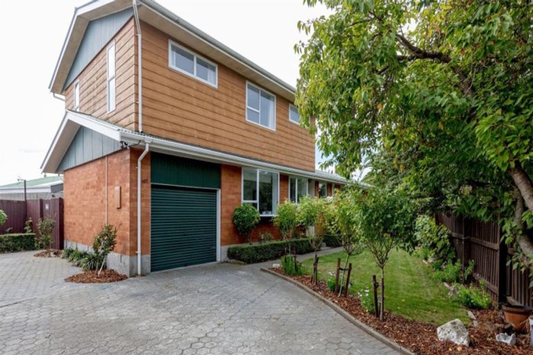 Photo of property in 107 Hargood Street, Woolston, Christchurch, 8062