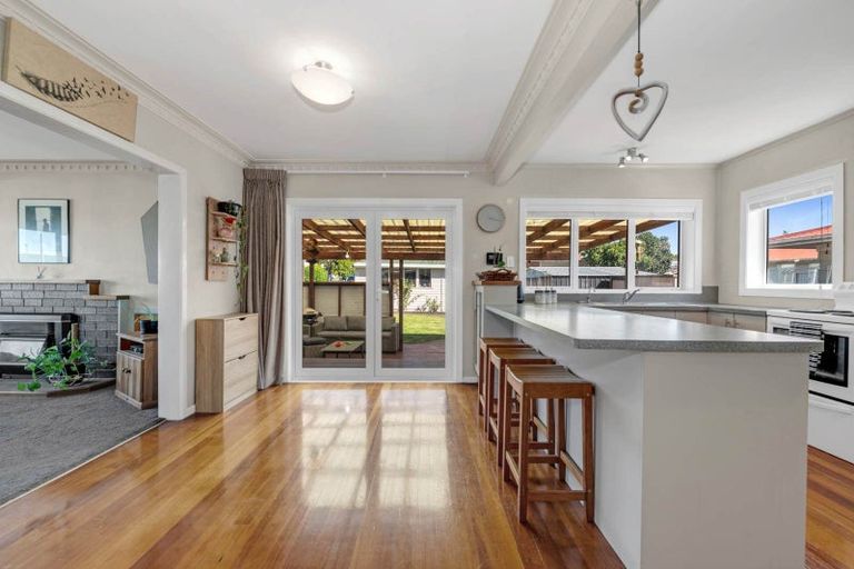 Photo of property in 13 Russell Avenue, Pukekohe, 2120