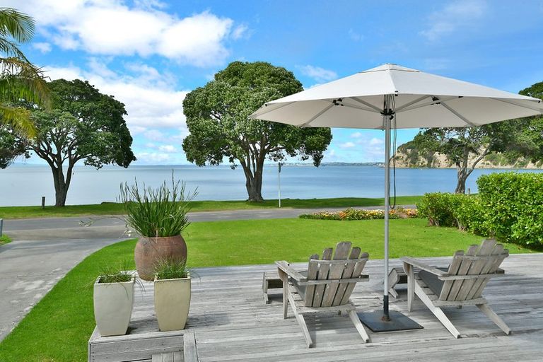 Photo of property in 46 Matakatia Parade, Matakatia, Whangaparaoa, 0930