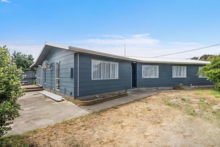 Photo of property in 33 Tuiti Street, Hokio Beach, Levin, 5571
