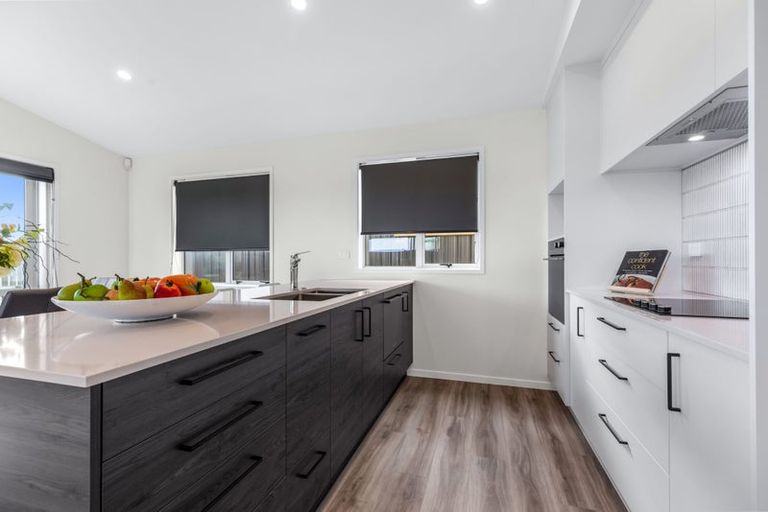 Photo of property in 14 Rehua Way, Papamoa, 3118