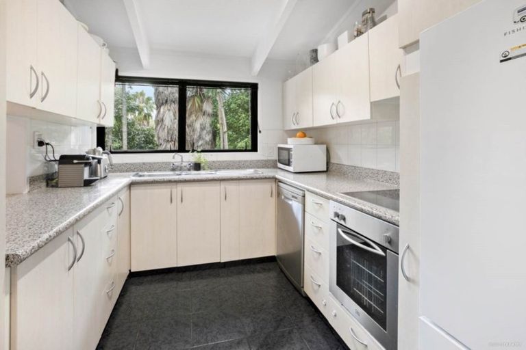 Photo of property in 4/41 Saint Georges Bay Road, Parnell, Auckland, 1052