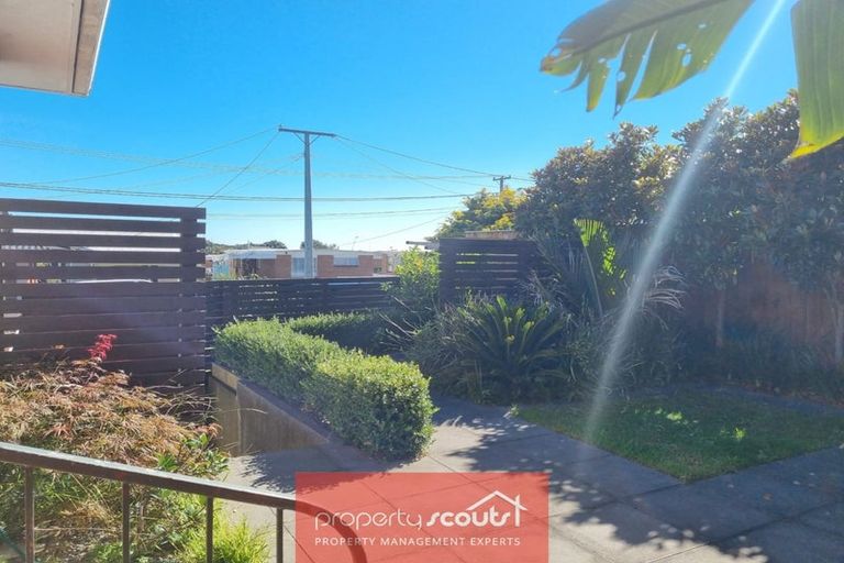 Photo of property in 1a Duke Place, New Plymouth, 4310
