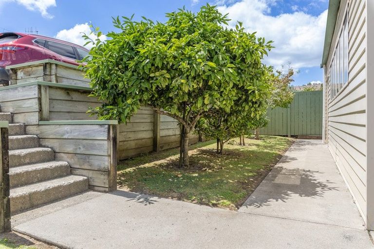 Photo of property in 28 Rayner Road, Huntly, 3700