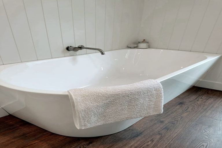 Photo of property in 30 Kittyhawk Drive, Kinloch, Taupo, 3377