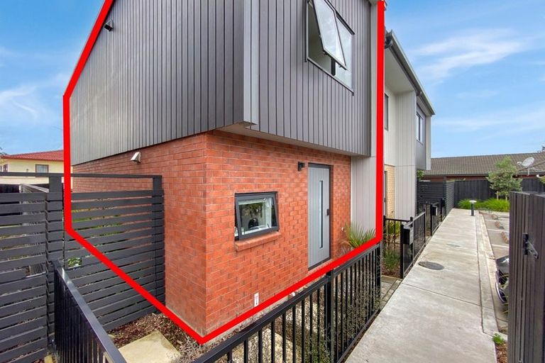 Photo of property in 5/85 Selo Street, Glen Eden, Auckland, 0602