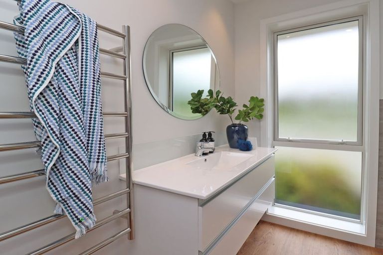 Photo of property in 21 Trailview Lane, Weston, Oamaru, 9401