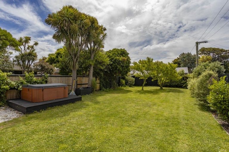 Photo of property in 12a Cradock Street, South New Brighton, Christchurch, 8062