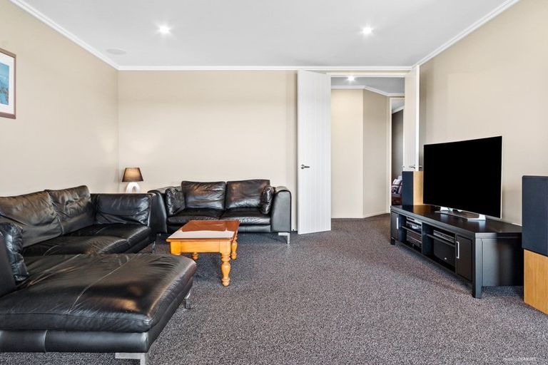 Photo of property in 84 Sanctuary Drive, Glenbrook, Waiuku, 2681