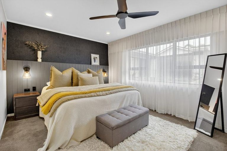 Photo of property in 16 Clyside Avenue, Half Moon Bay, Auckland, 2012